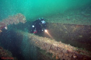 Diver disappeares into wreck